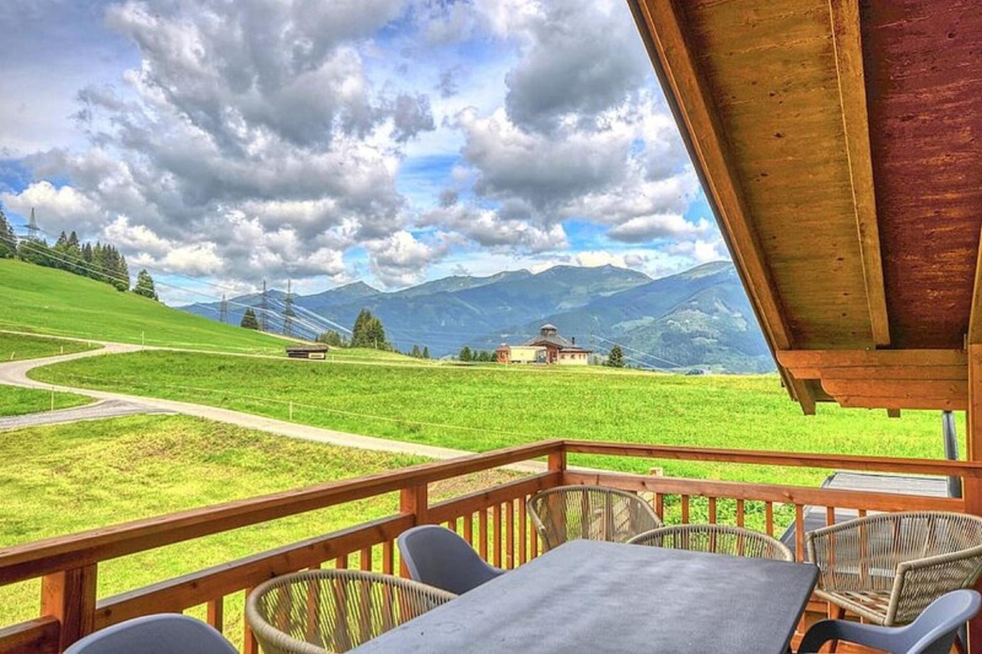 Beautiful Austrian Style Chalet At The Ski Slope * Salzburg