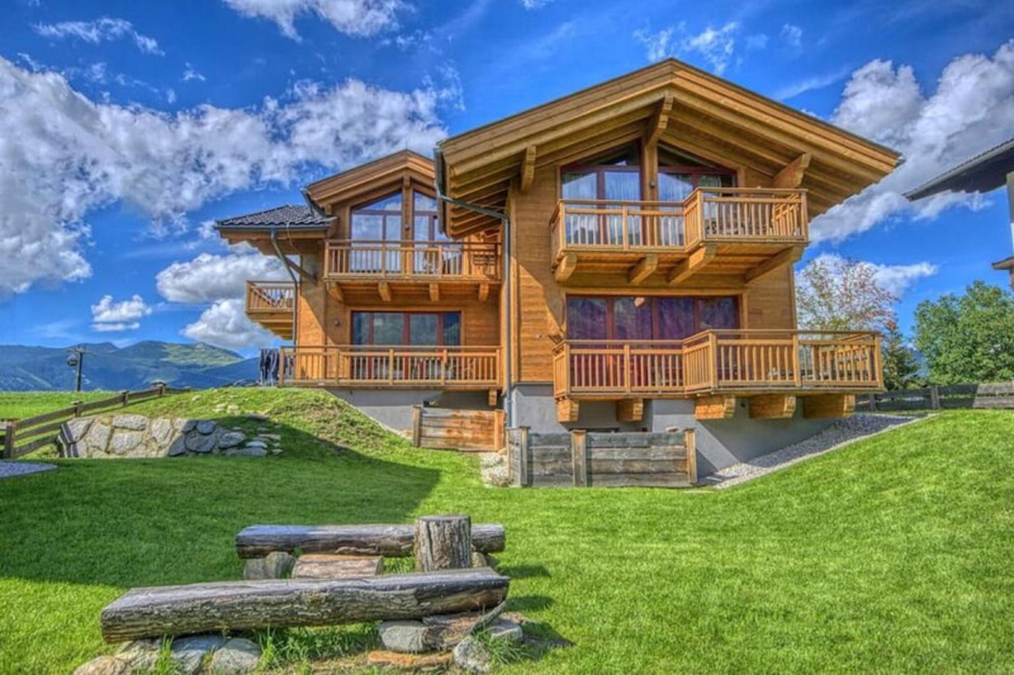 Apartment Beautiful Austrian Style Chalet At The Ski Slope *